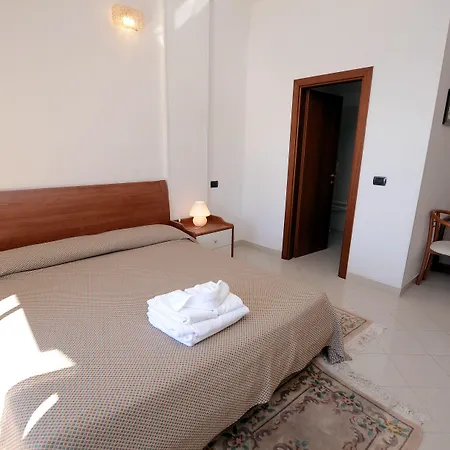 Hotel Leopold-3